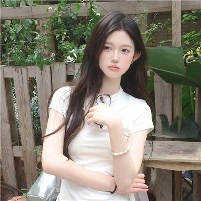 耳语 海报