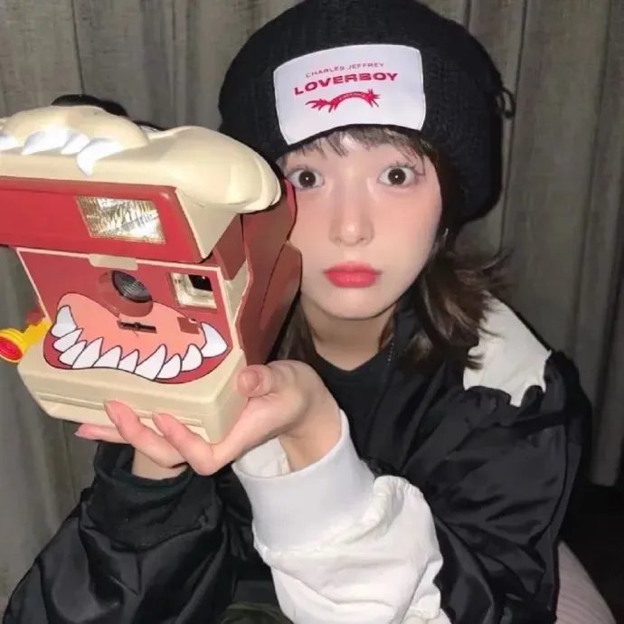 女恶魔人 海报